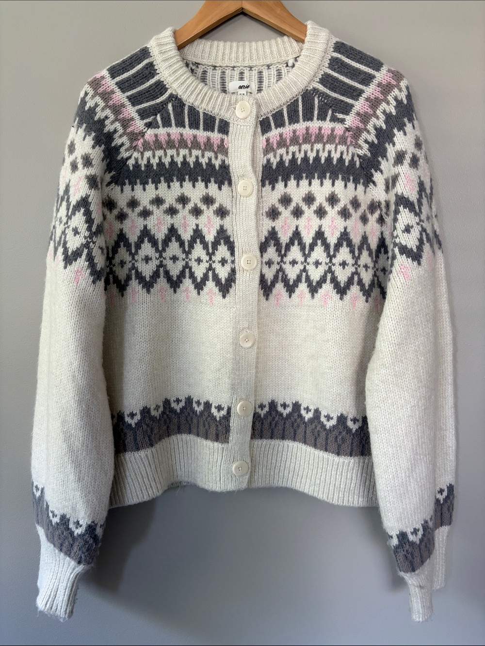 Aerie Fair Isle Classic Cardigan Medium Cream Gray Pink